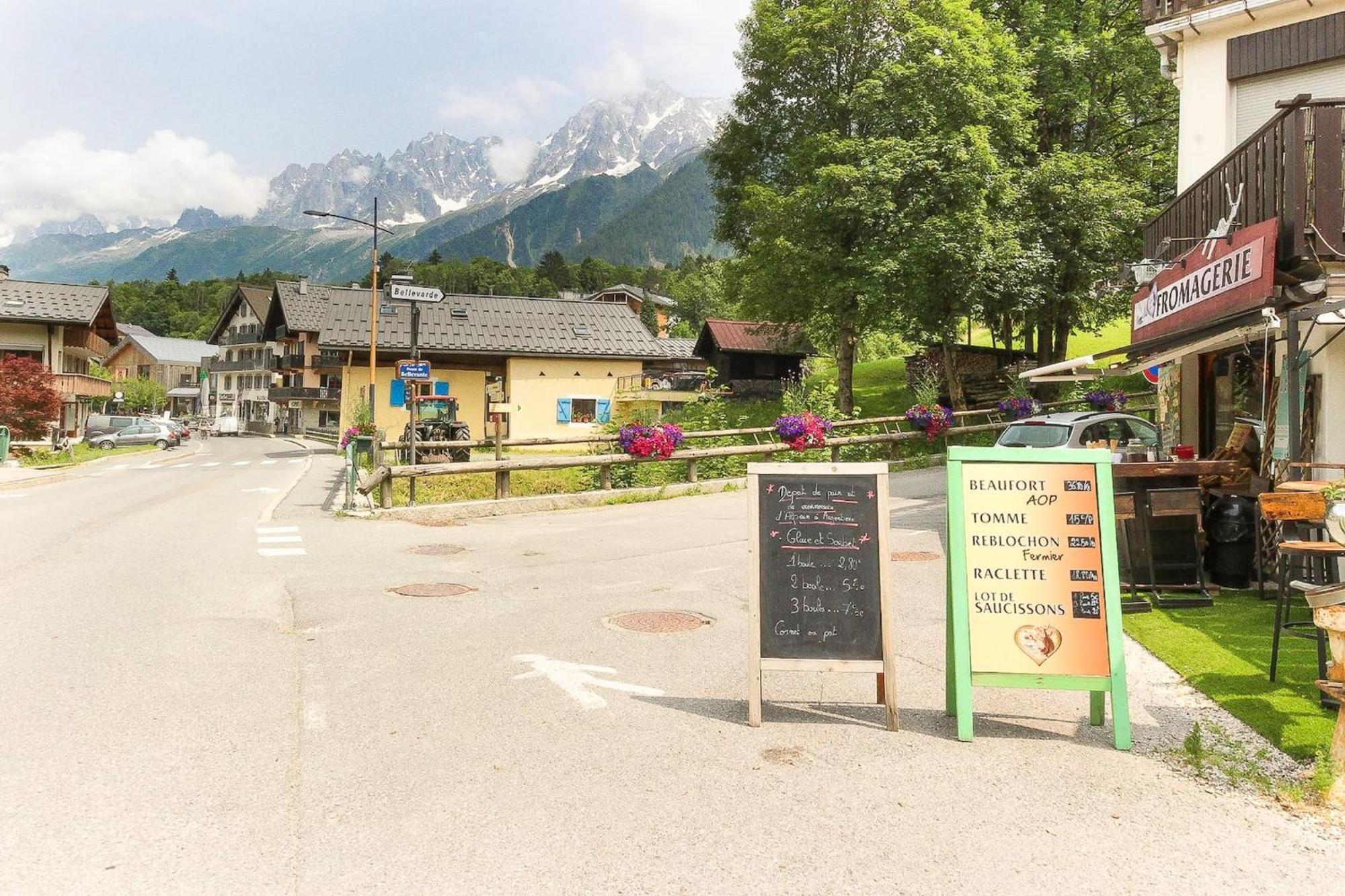 Bellevarde Apt - Newly Renovated - Central - Beside Tmb Start/End Les Houches Exterior photo