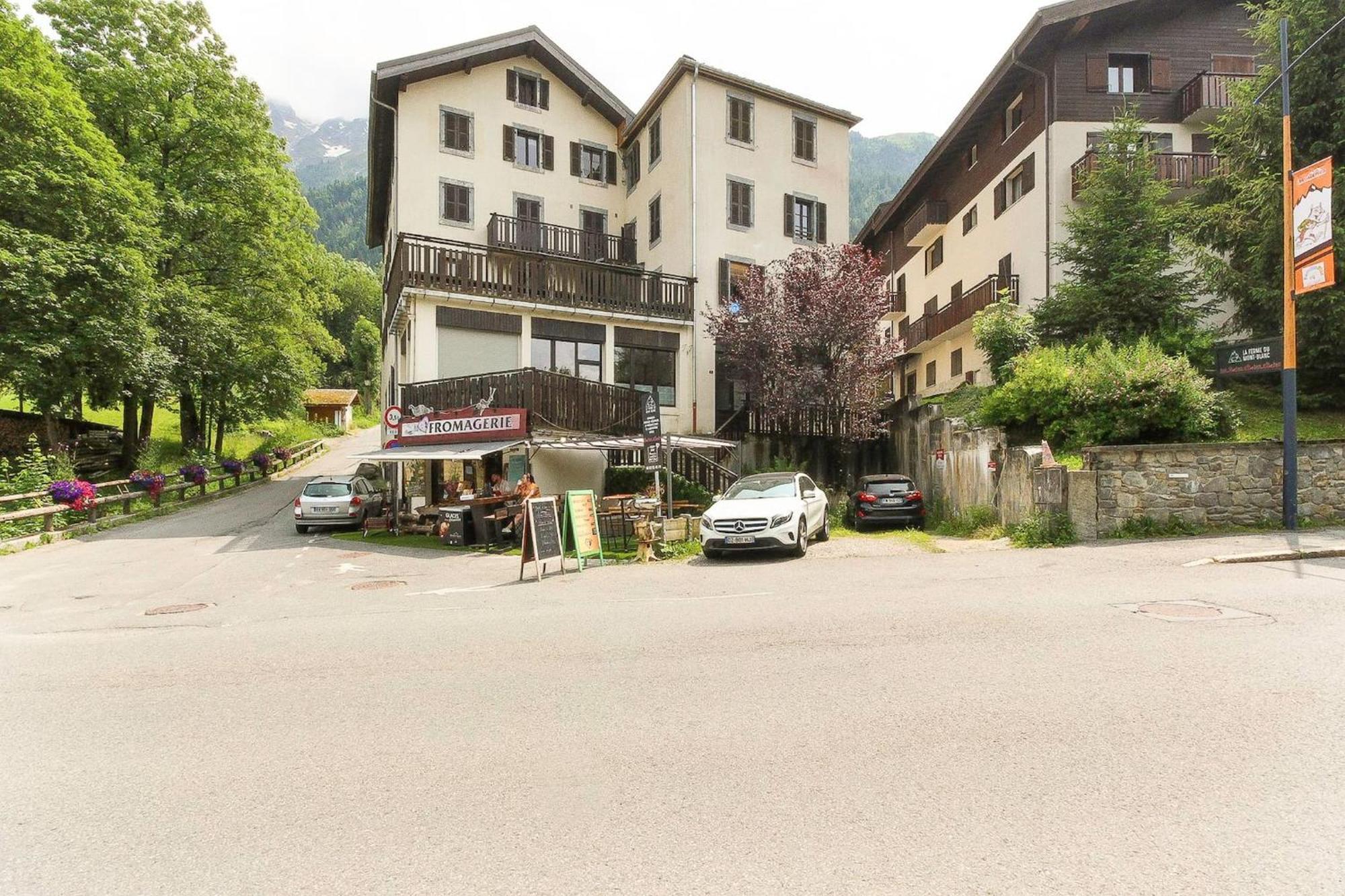 Bellevarde Apt - Newly Renovated - Central - Beside Tmb Start/End Les Houches Exterior photo